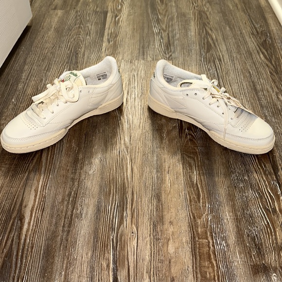 White Reebok Club Cs - Picture 2 of 7